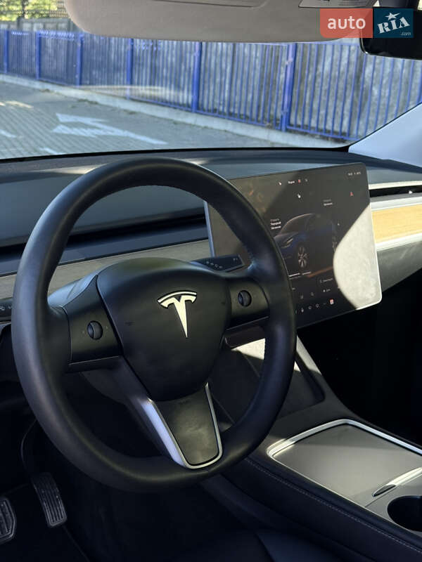 Позашляховик / Кросовер Tesla Model Y 2022 в Тернополі