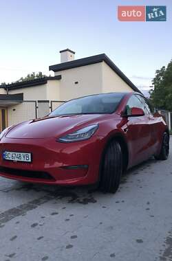 Позашляховик / Кросовер Tesla Model Y 2021 в 