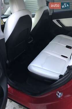Позашляховик / Кросовер Tesla Model Y 2021 в 