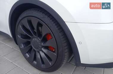 Внедорожник / Кроссовер Tesla Model Y 2020 в 