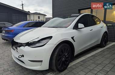 Позашляховик / Кросовер Tesla Model Y 2020 в 