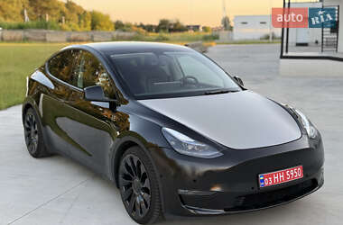 Внедорожник / Кроссовер Tesla Model Y 2022 в 