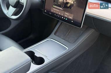 Внедорожник / Кроссовер Tesla Model Y 2022 в 