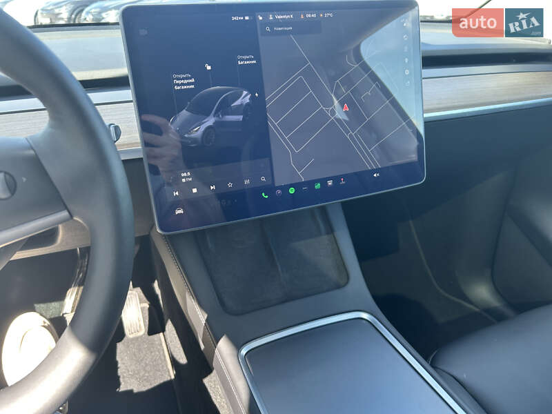 Позашляховик / Кросовер Tesla Model Y 2021 в Києві