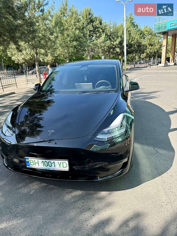 Внедорожник / Кроссовер Tesla Model Y 2020 в Одессе