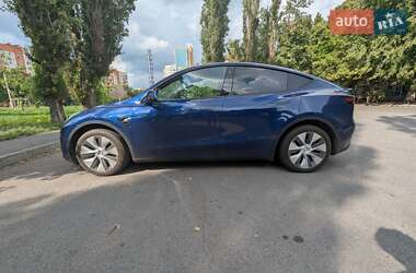 Внедорожник / Кроссовер Tesla Model Y 2021 в 
