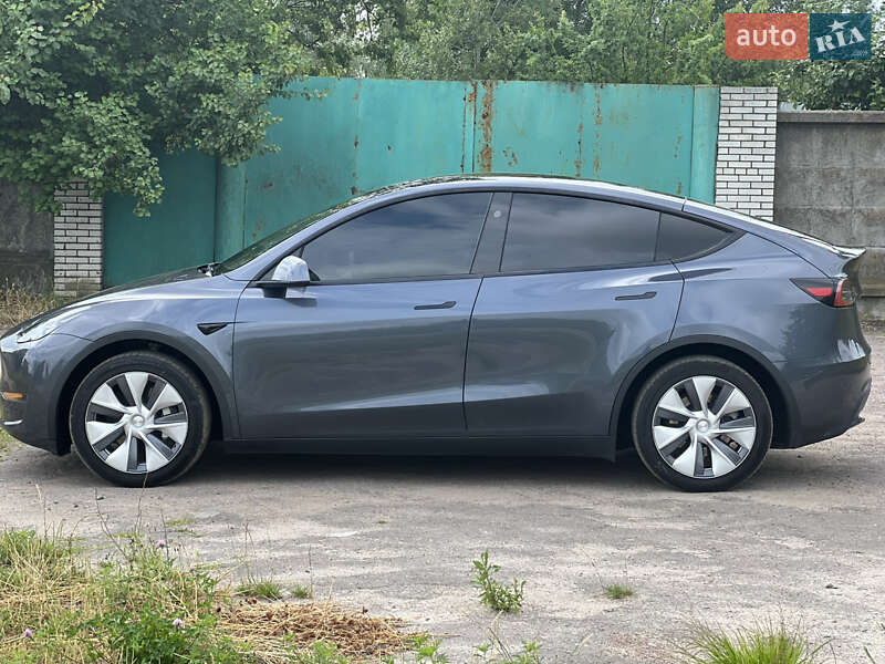 Внедорожник / Кроссовер Tesla Model Y 2023 в Василькове
