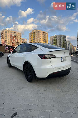 Внедорожник / Кроссовер Tesla Model Y 2022 в 