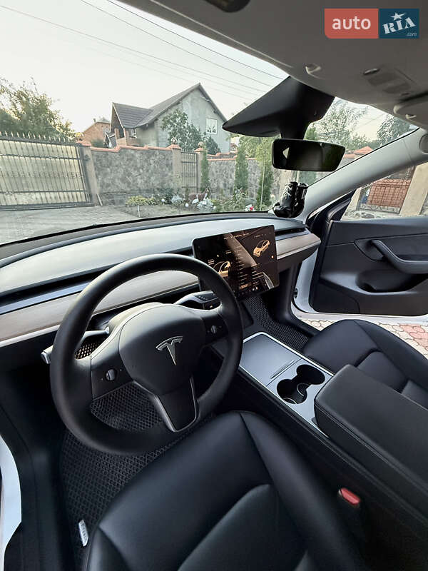 Внедорожник / Кроссовер Tesla Model Y 2022 в Сторожинце