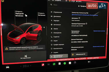 Внедорожник / Кроссовер Tesla Model Y 2025 в 