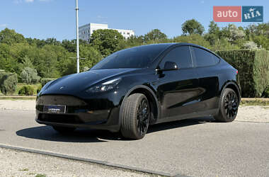 Внедорожник / Кроссовер Tesla Model Y 2023 в 