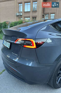 Внедорожник / Кроссовер Tesla Model Y 2021 в 