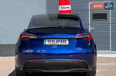 Позашляховик / Кросовер Tesla Model Y 2023 в 