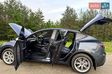 Внедорожник / Кроссовер Tesla Model Y 2023 в 