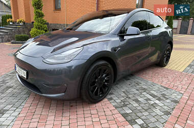 Внедорожник / Кроссовер Tesla Model Y 2022 в 
