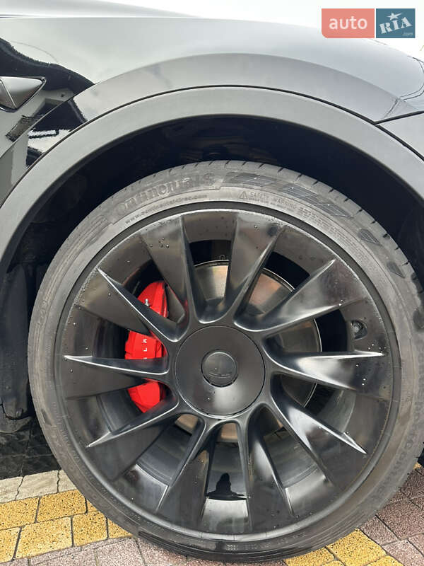Внедорожник / Кроссовер Tesla Model Y 2022 в Львове фото 11 Внедорожник / Кроссовер Tesla Model Y 2022 в Львове