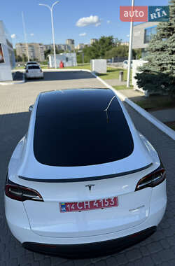 Внедорожник / Кроссовер Tesla Model Y 2022 в 
