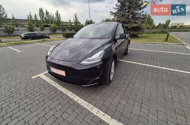 Внедорожник / Кроссовер Tesla Model Y 2021 в 