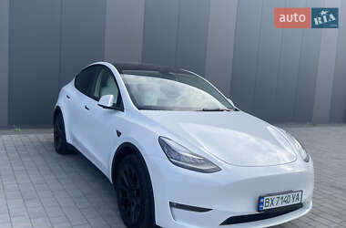 Внедорожник / Кроссовер Tesla Model Y 2022 в 