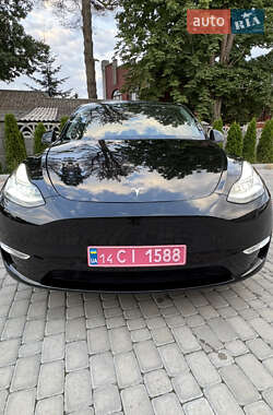 Внедорожник / Кроссовер Tesla Model Y 2021 в 