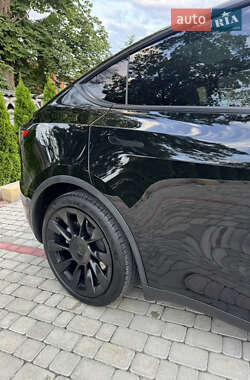 Внедорожник / Кроссовер Tesla Model Y 2021 в 
