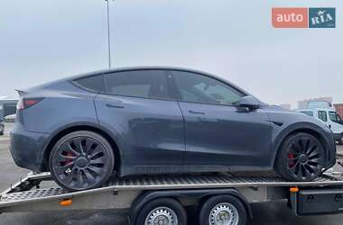 Внедорожник / Кроссовер Tesla Model Y 2021 в 