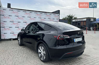 Внедорожник / Кроссовер Tesla Model Y 2021 в 