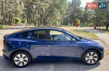 Внедорожник / Кроссовер Tesla Model Y 2024 в 