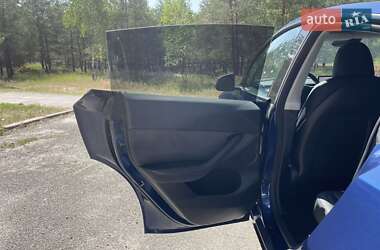Внедорожник / Кроссовер Tesla Model Y 2024 в 