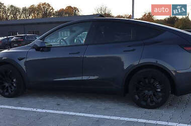 Внедорожник / Кроссовер Tesla Model Y 2021 в 