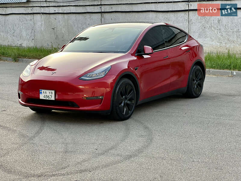 Tesla Model Y 2021