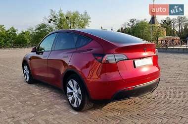 Внедорожник / Кроссовер Tesla Model Y 2024 в 