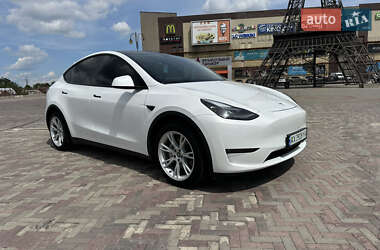 Позашляховик / Кросовер Tesla Model Y 2023 в 