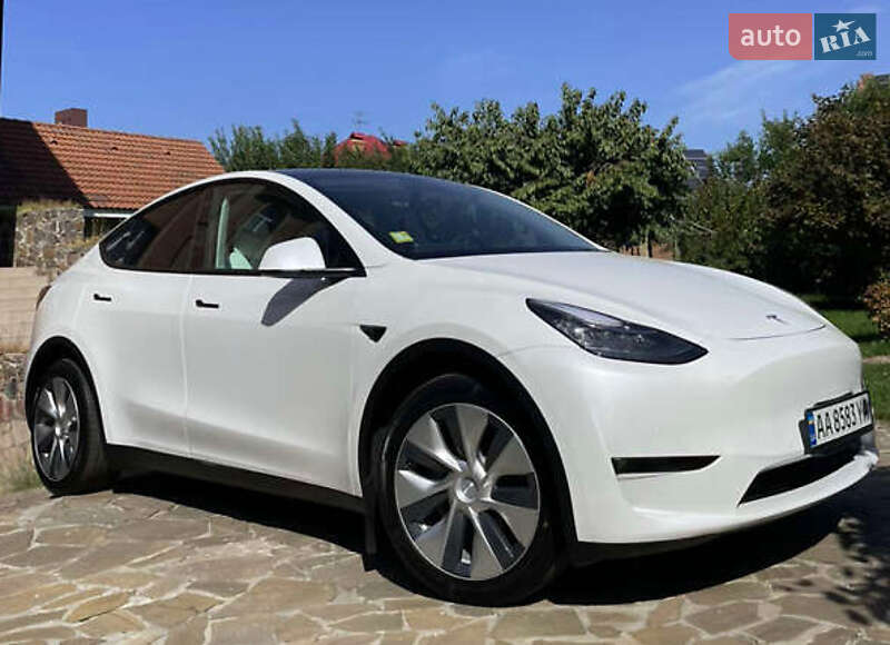 Внедорожник / Кроссовер Tesla Model Y 2021 в Львове