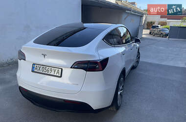 Внедорожник / Кроссовер Tesla Model Y 2020 в 