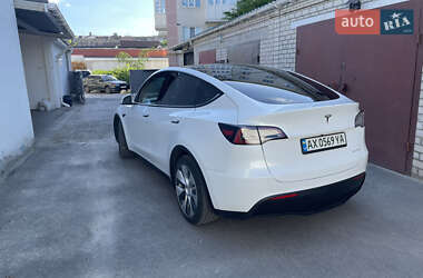 Внедорожник / Кроссовер Tesla Model Y 2020 в 