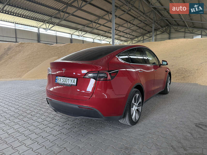 Внедорожник / Кроссовер Tesla Model Y 2023 в 