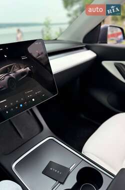 Внедорожник / Кроссовер Tesla Model Y 2022 в 