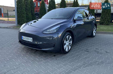 Tesla Model Y 2020