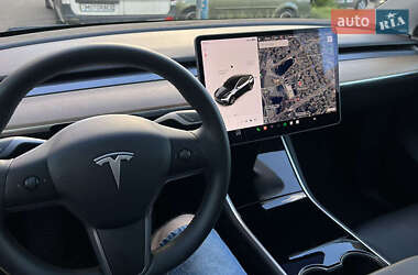Внедорожник / Кроссовер Tesla Model Y 2020 в 