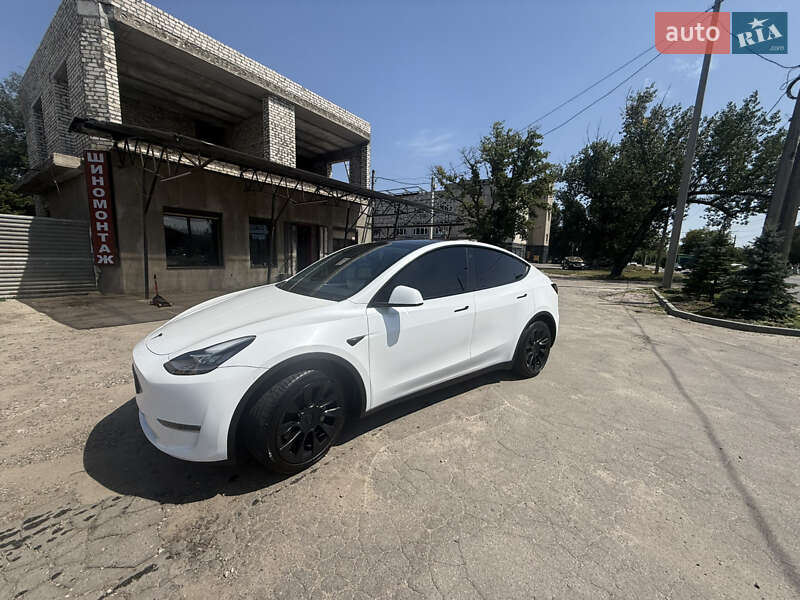 Позашляховик / Кросовер Tesla Model Y 2022 в Харкові