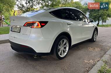 Внедорожник / Кроссовер Tesla Model Y 2023 в 