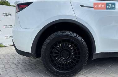 Внедорожник / Кроссовер Tesla Model Y 2020 в 