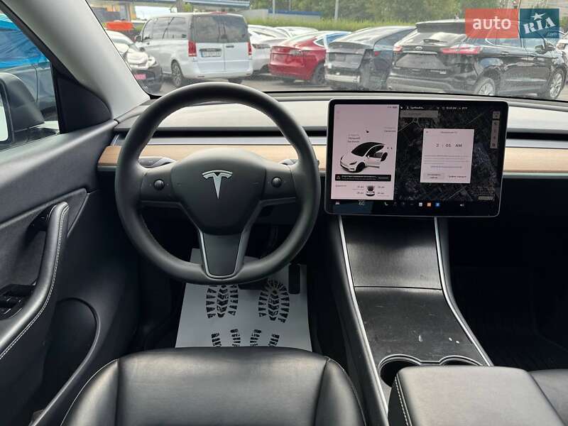 Внедорожник / Кроссовер Tesla Model Y 2020 в Луцке