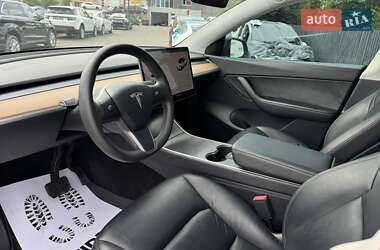 Внедорожник / Кроссовер Tesla Model Y 2020 в 