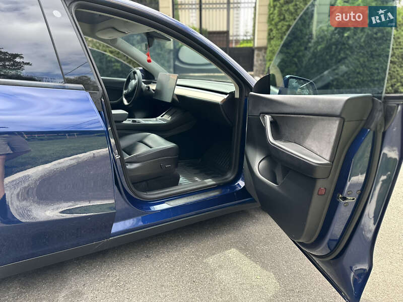 Внедорожник / Кроссовер Tesla Model Y 2021 в Киеве фото 10 Внедорожник / Кроссовер Tesla Model Y 2021 в Киеве