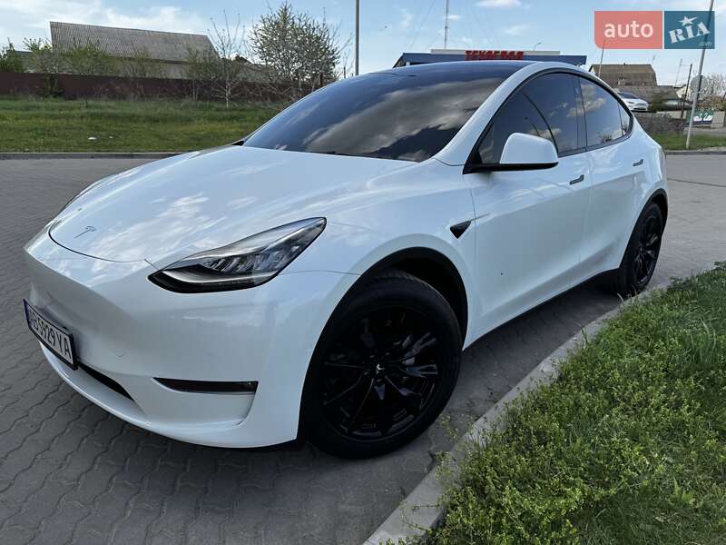 Позашляховик / Кросовер Tesla Model Y 2022 в Жмеринці