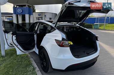 Внедорожник / Кроссовер Tesla Model Y 2022 в 