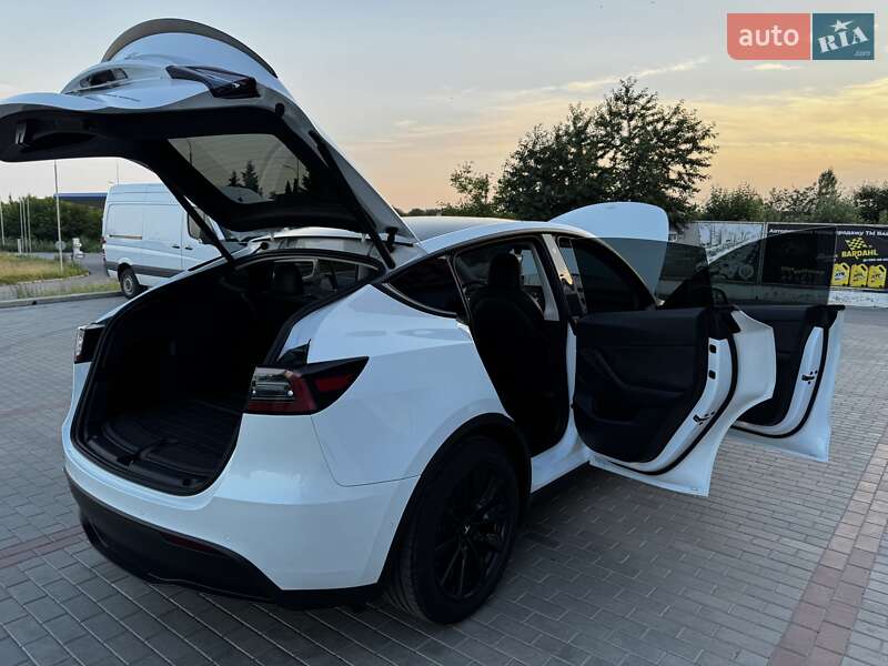 Позашляховик / Кросовер Tesla Model Y 2022 в Жмеринці