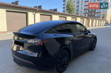 Внедорожник / Кроссовер Tesla Model Y 2022 в Хмельницком